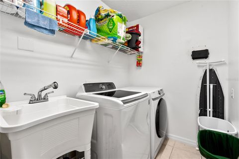 Tiny photo for 5740 Bounty Circle, Tavares, FL 32778 (MLS # G5098414)