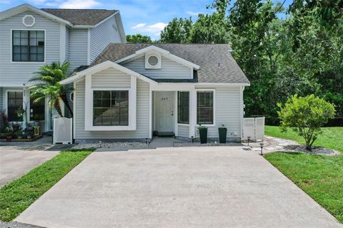 Photo of 647 Clemson Drive, Altamonte Springs, FL 32714 (MLS # O6327701) Photo of 647 Clemson Drive, Altamonte Springs, FL 32714 (MLS # O6327701)