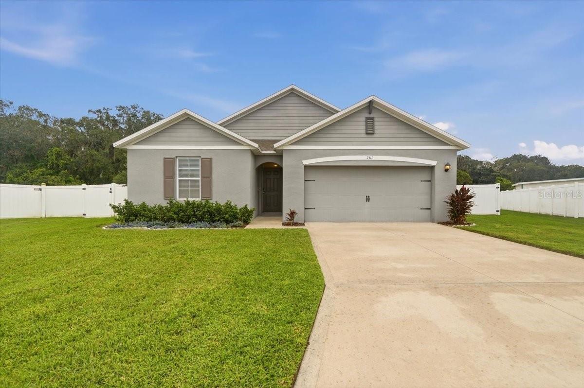 261 ST THOMAS DRIVE