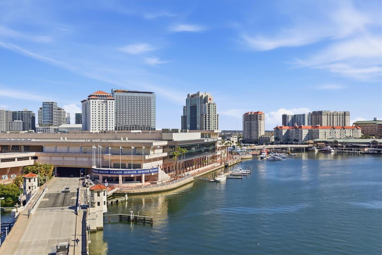 THE PARKSIDE OF ONE BAYSHORE - Residential Lease