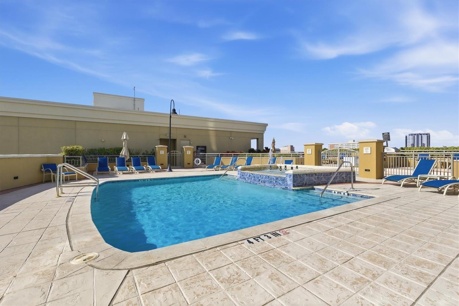 THE PARKSIDE OF ONE BAYSHORE - Residential Lease