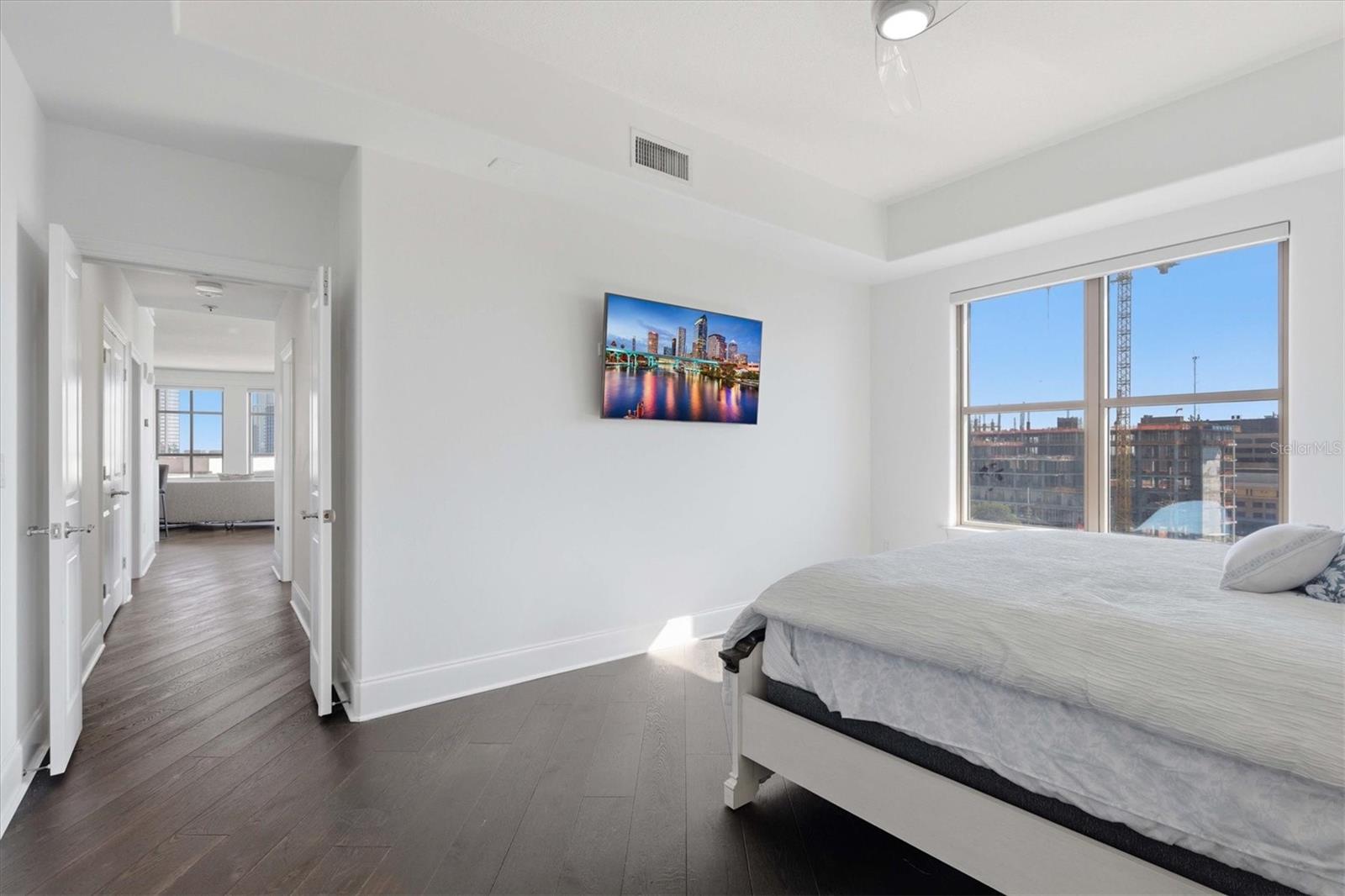 THE PARKSIDE OF ONE BAYSHORE - Residential Lease