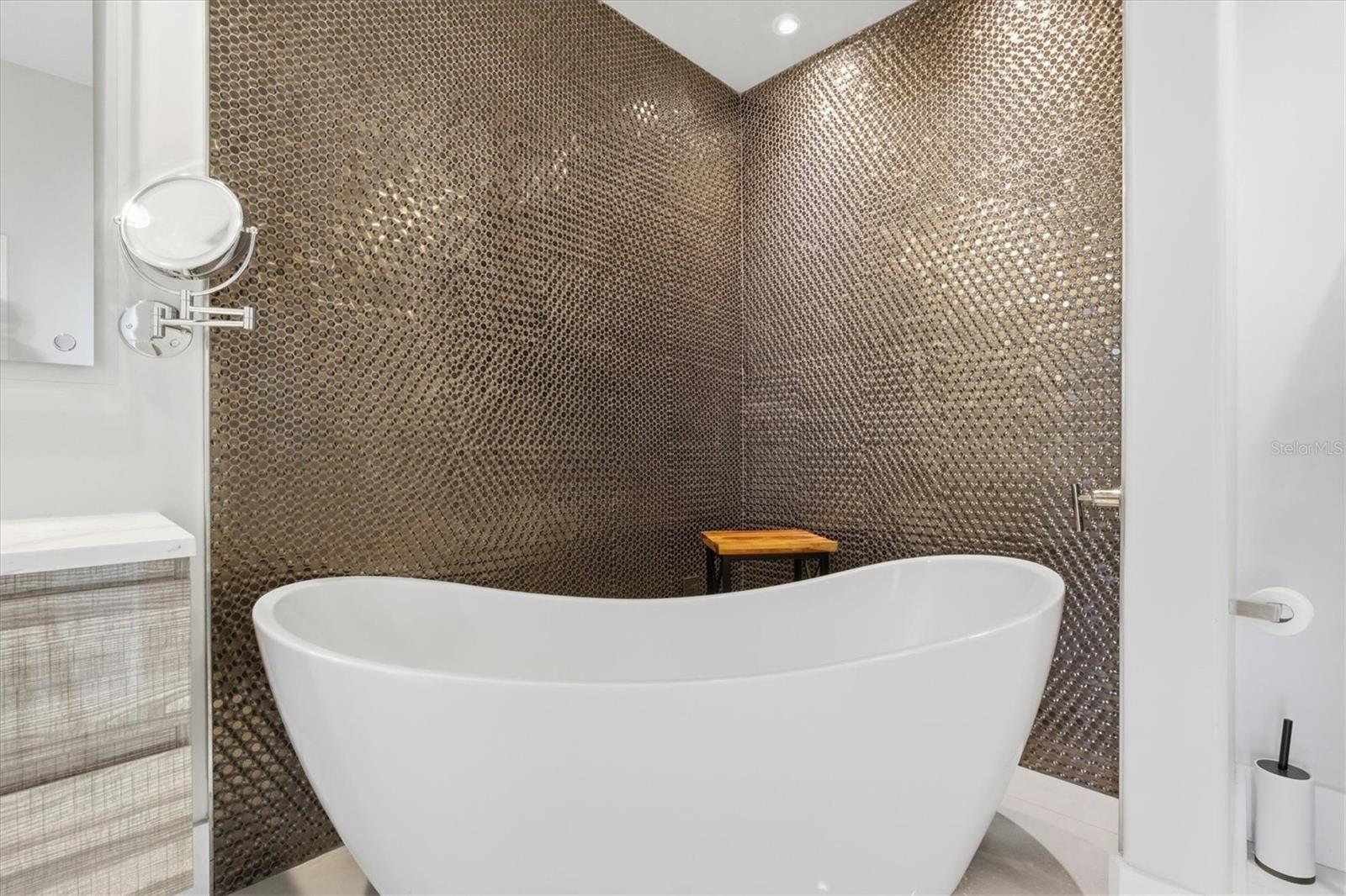 THE PARKSIDE OF ONE BAYSHORE - Residential Lease