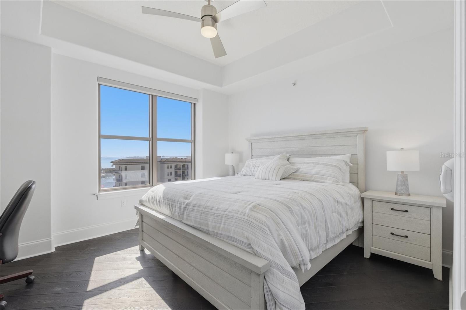 THE PARKSIDE OF ONE BAYSHORE - Residential Lease