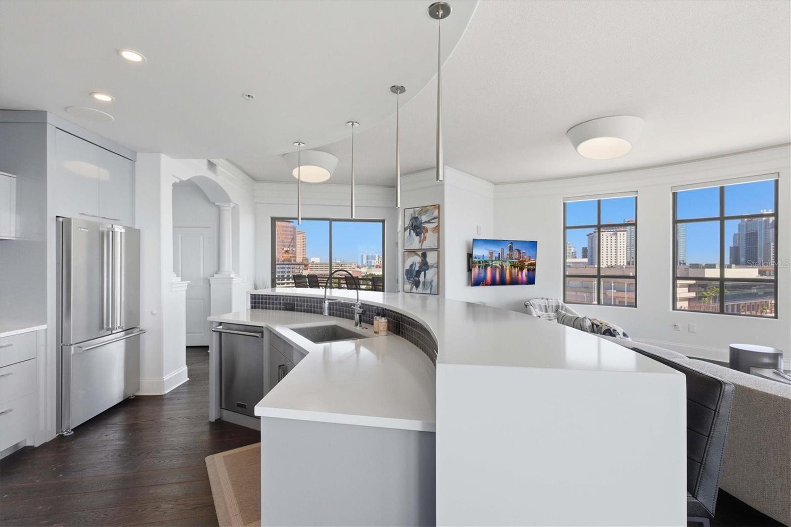 THE PARKSIDE OF ONE BAYSHORE - Residential Lease