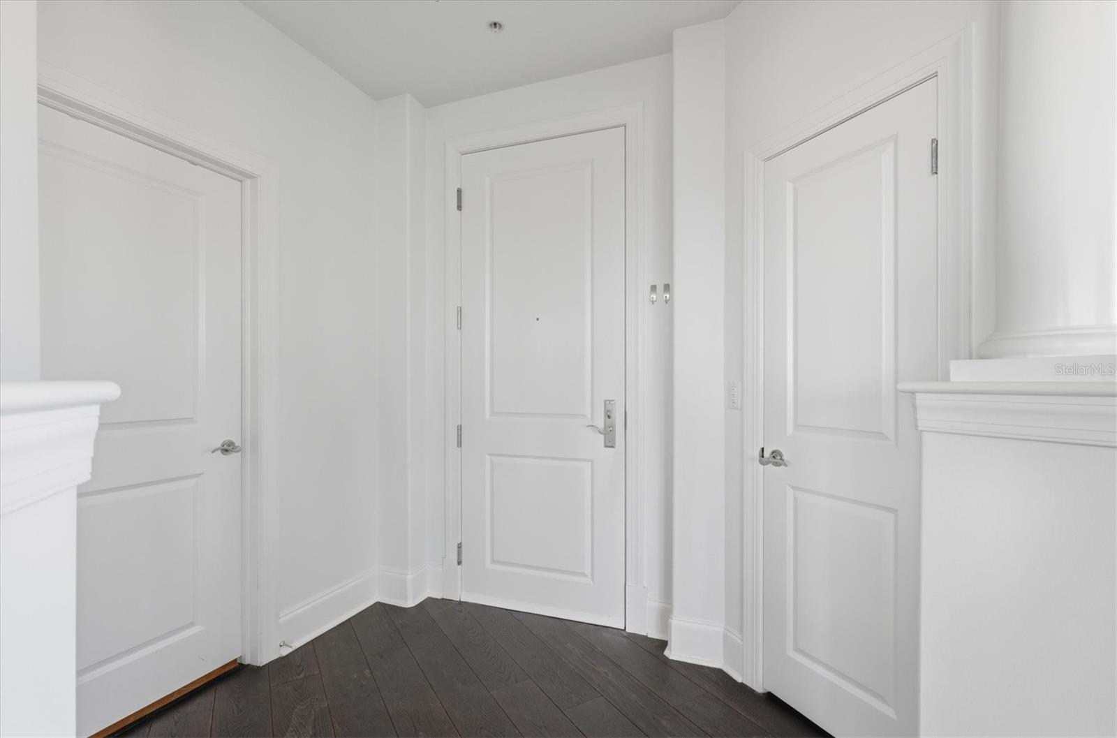 THE PARKSIDE OF ONE BAYSHORE - Residential Lease