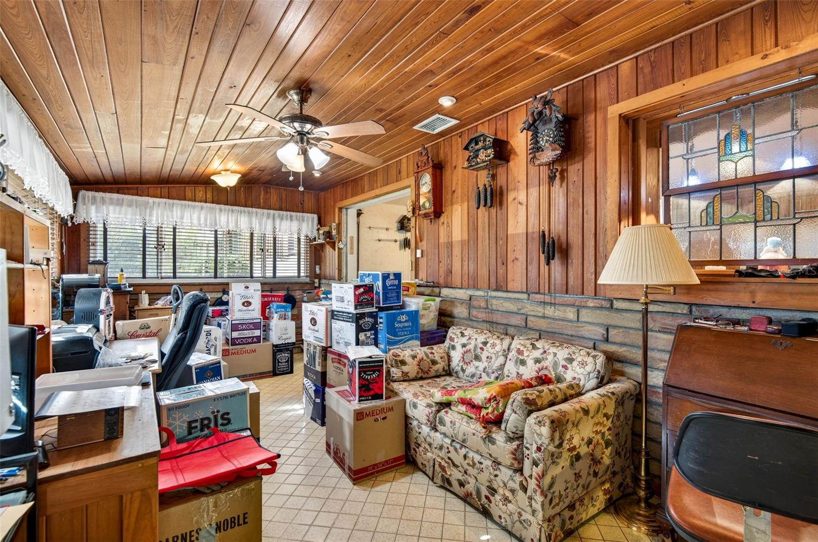 PASADENA SHORES - Residential