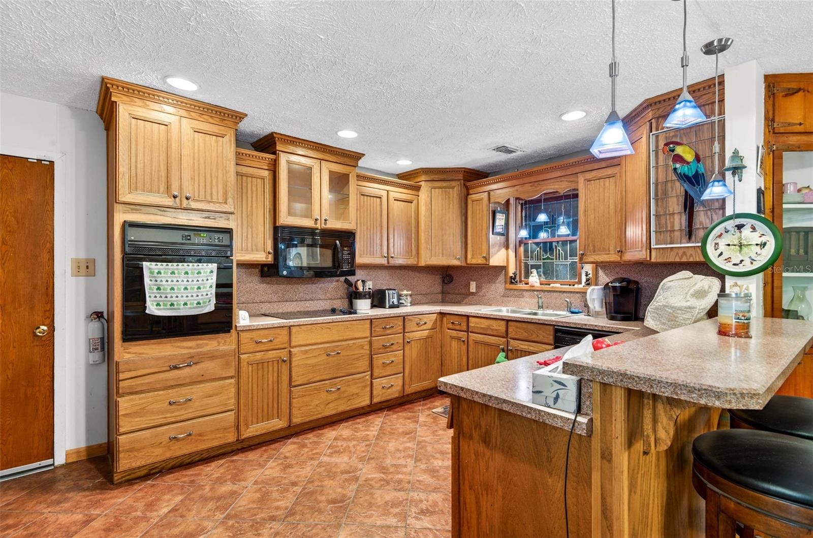 PASADENA SHORES - Residential