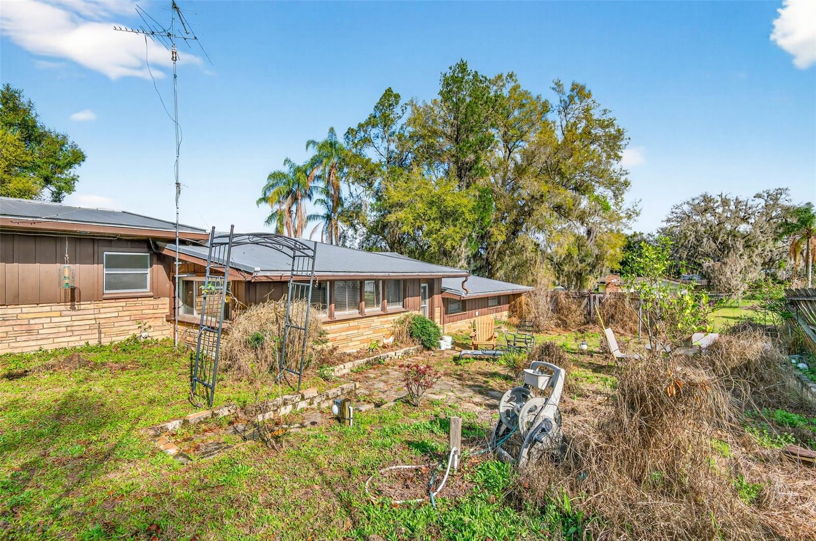 PASADENA SHORES - Residential