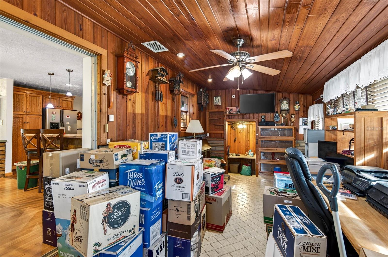 PASADENA SHORES - Residential