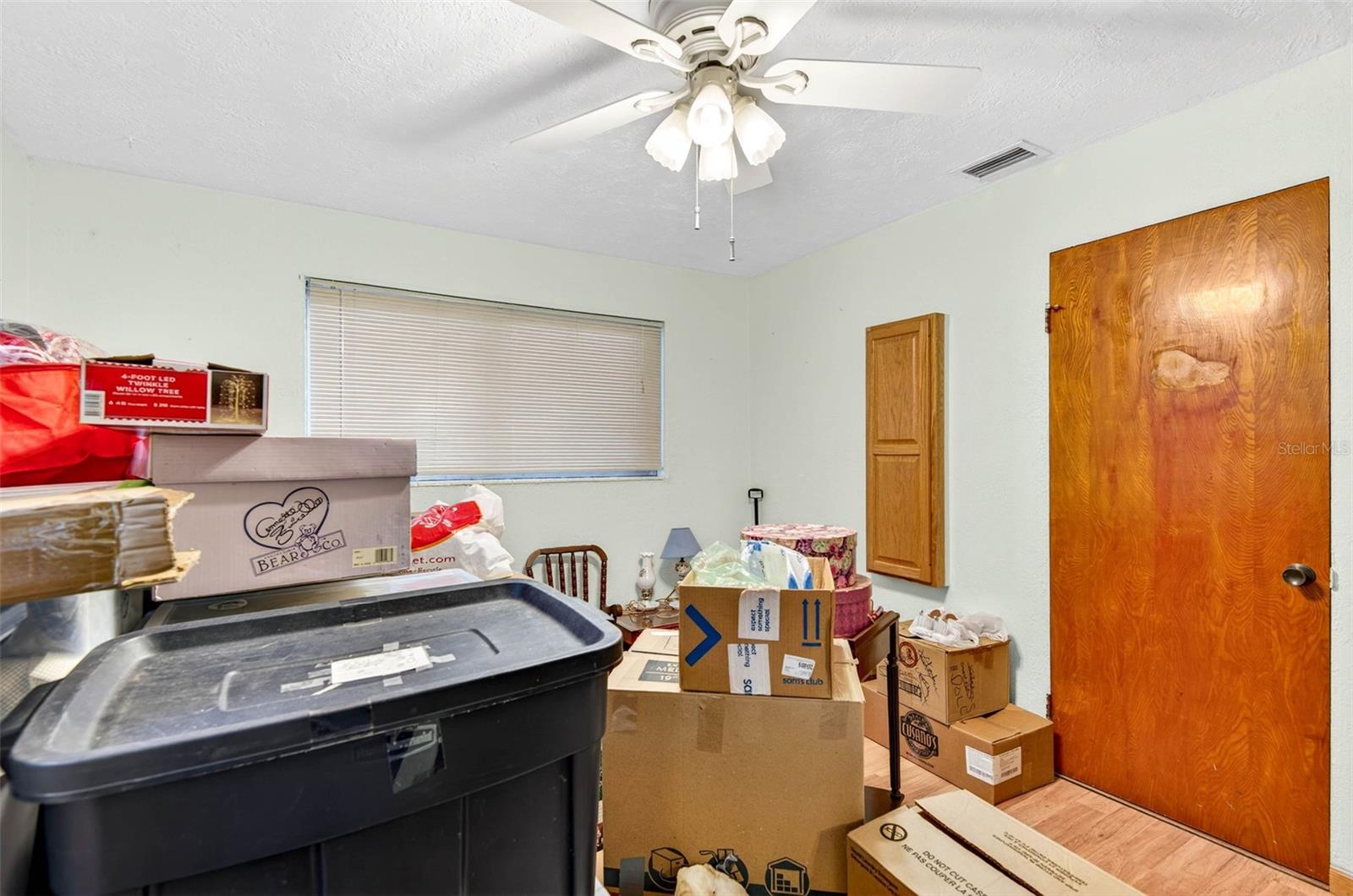 PASADENA SHORES - Residential