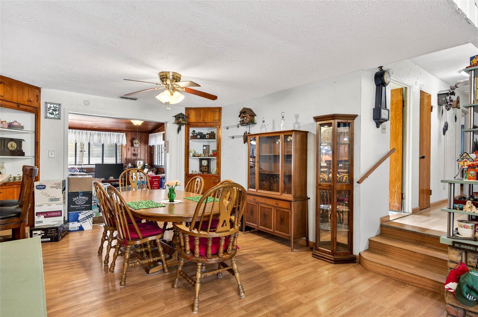 PASADENA SHORES - Residential