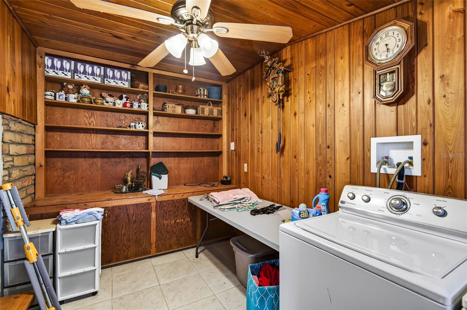 PASADENA SHORES - Residential