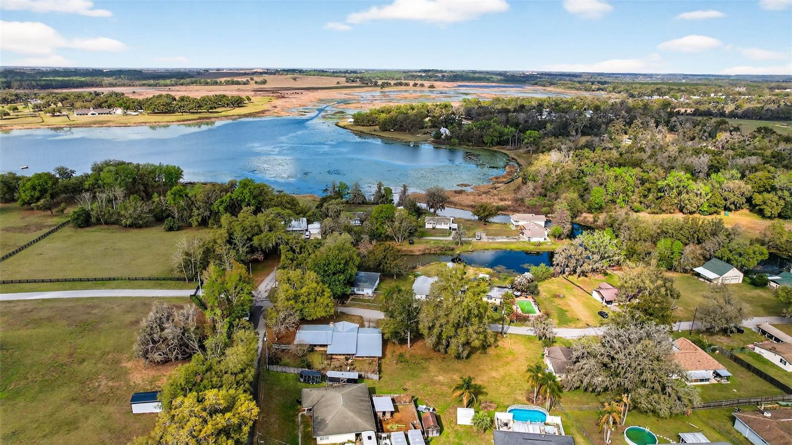 PASADENA SHORES - Residential