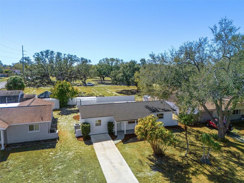 Photo of 5224 52nd Avenue N, St Petersburg, FL 33709 (MLS # OM718681)