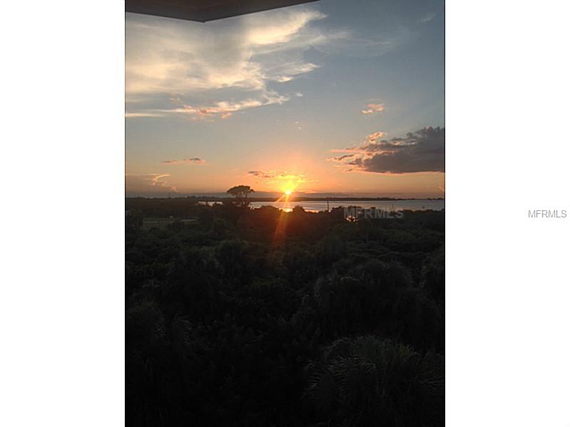 PALMA SOLA BAY CLUB - Residential