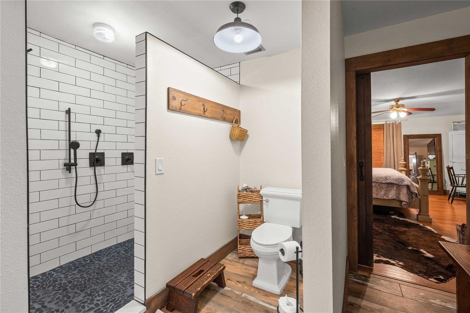 TANK HILL - Residential