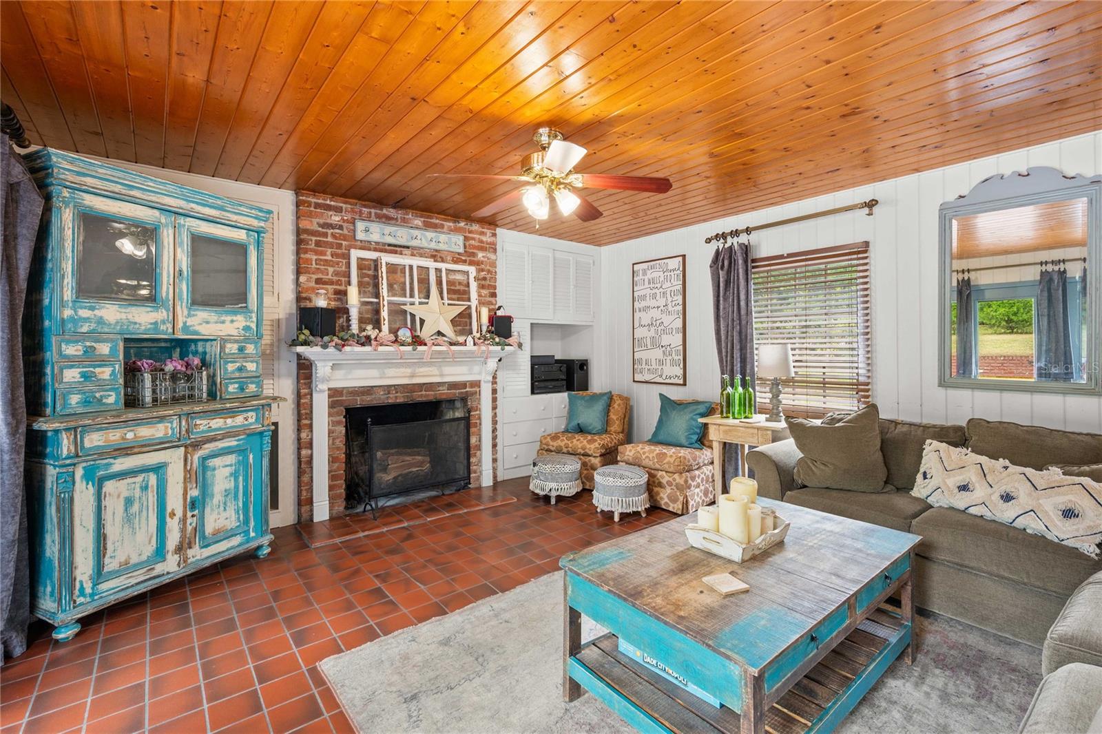 TANK HILL - Residential