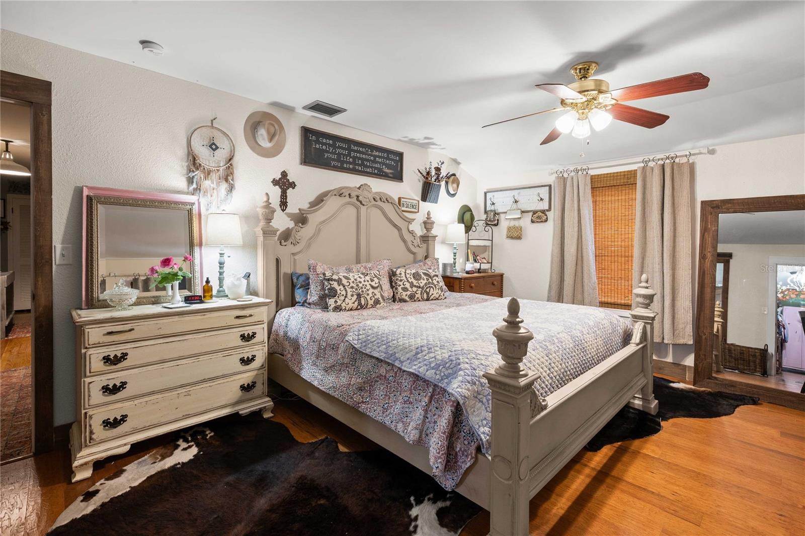 TANK HILL - Residential