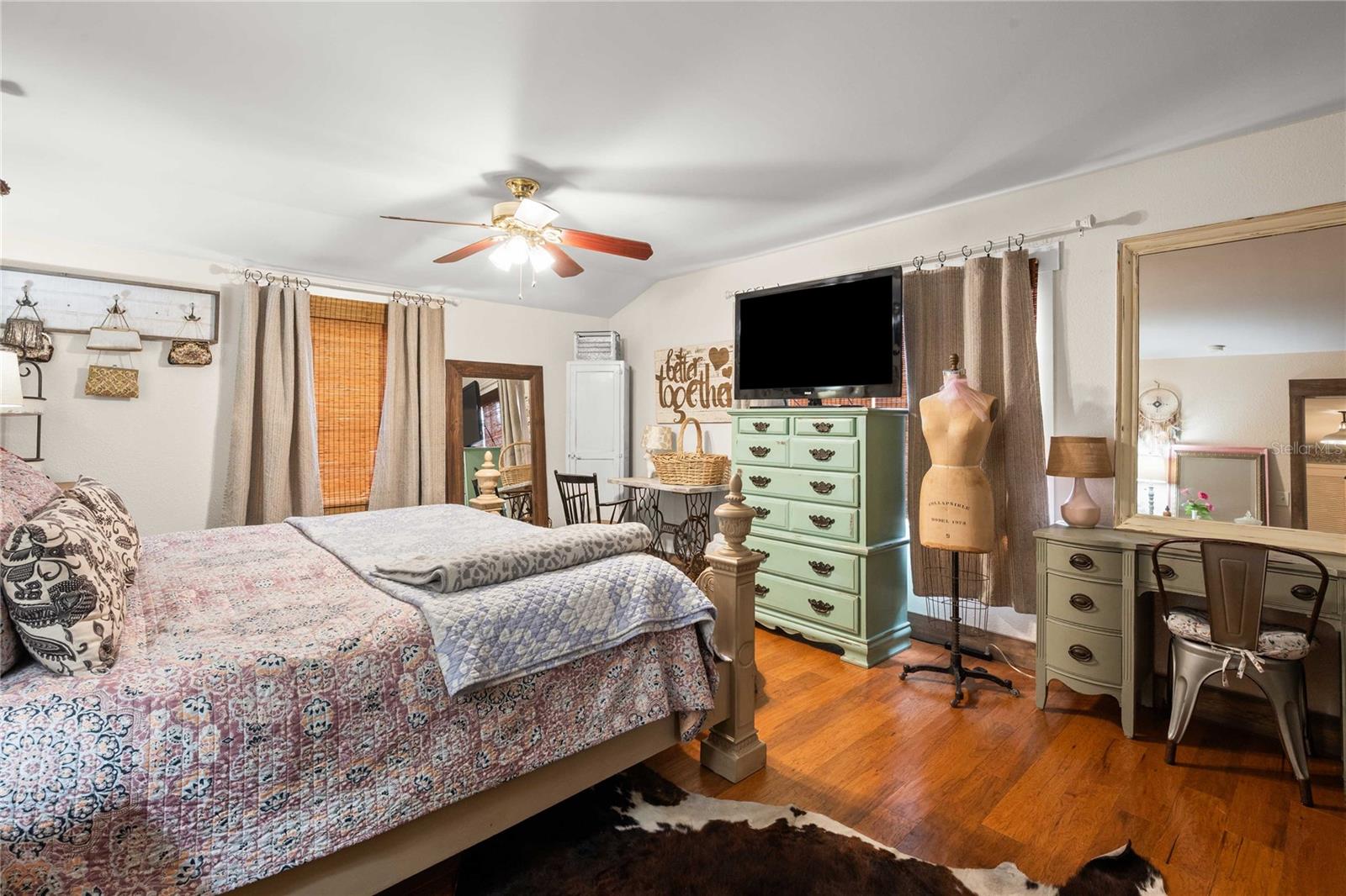 TANK HILL - Residential