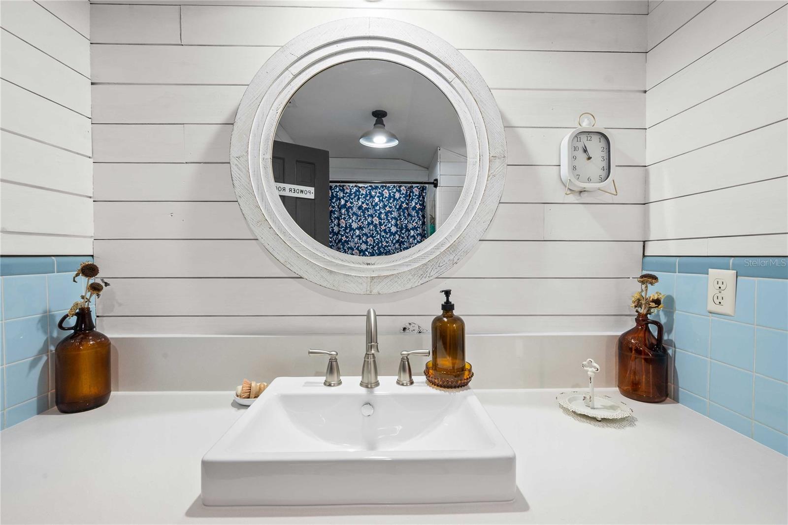 TANK HILL - Residential