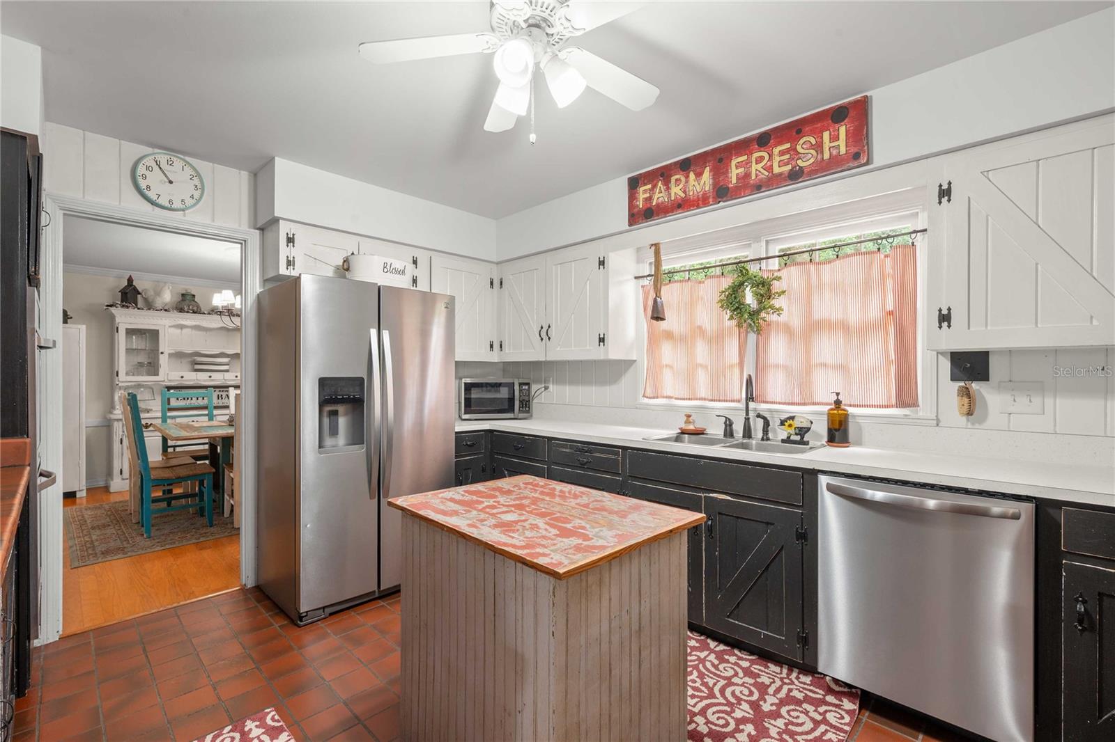 TANK HILL - Residential