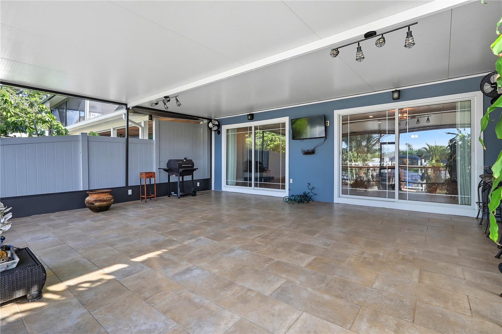 BAY CREST PARK UNIT 21 - Residential