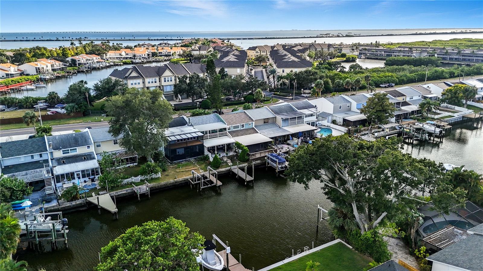 BAY CREST PARK UNIT 21 - Residential