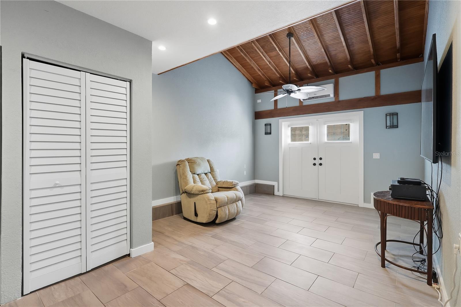 BAY CREST PARK UNIT 21 - Residential