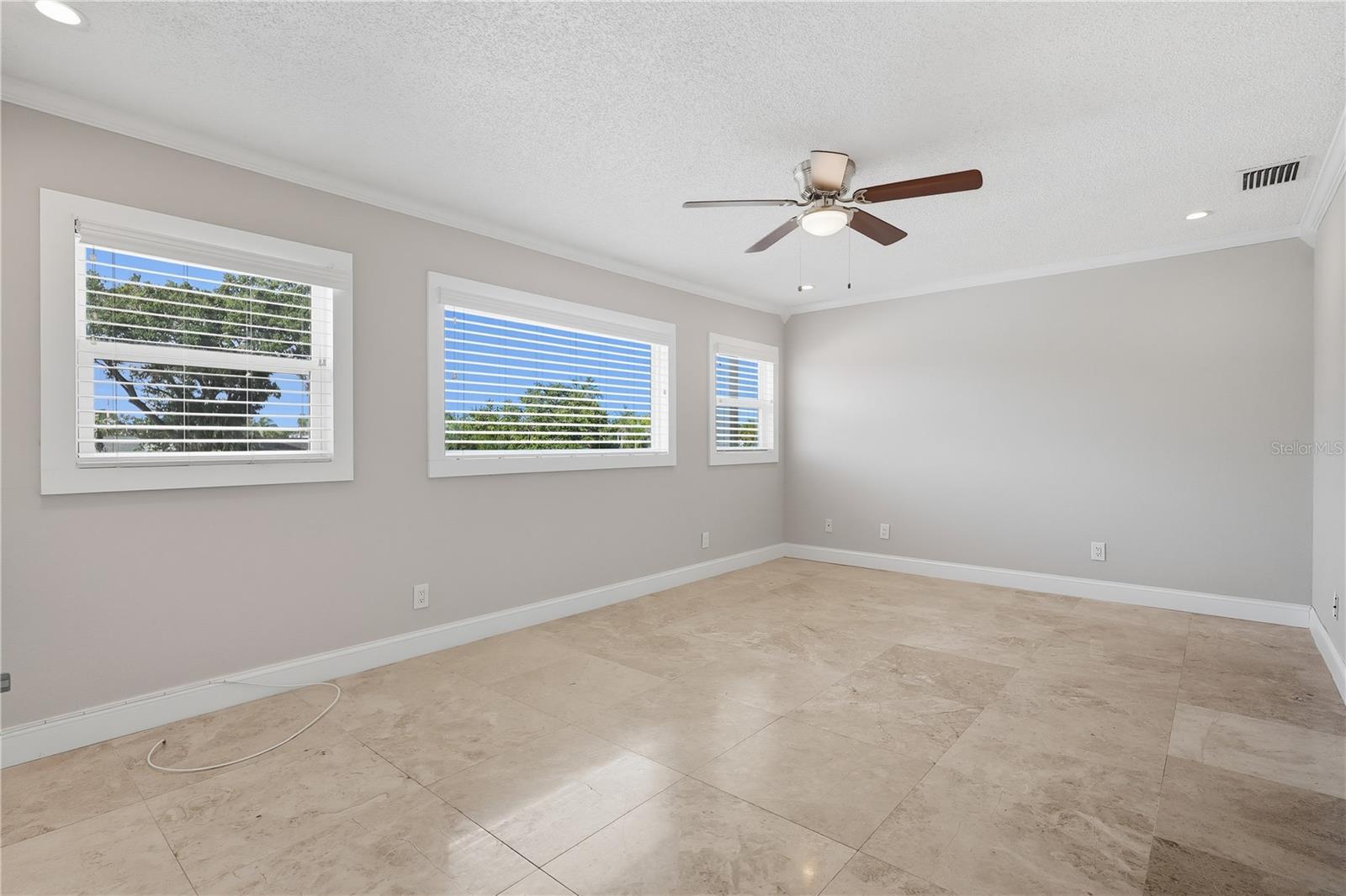 BAY CREST PARK UNIT 21 - Residential