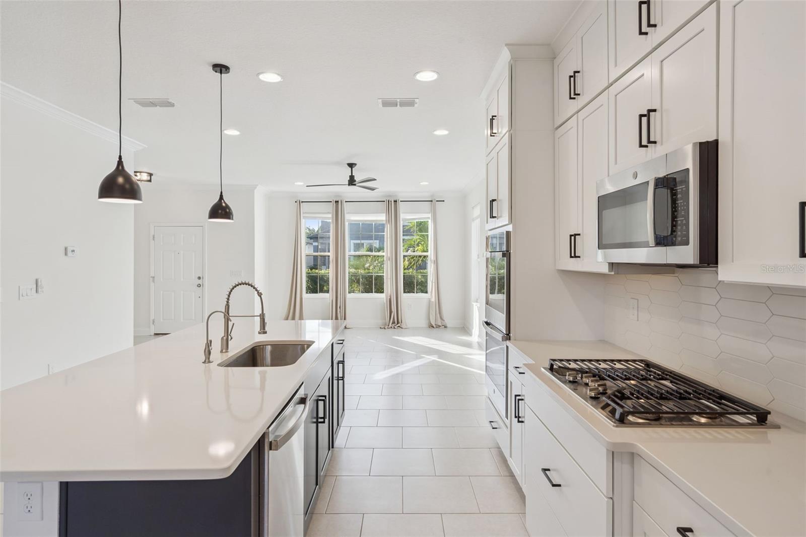 ENCORE/OVATION PH 3 - Residential