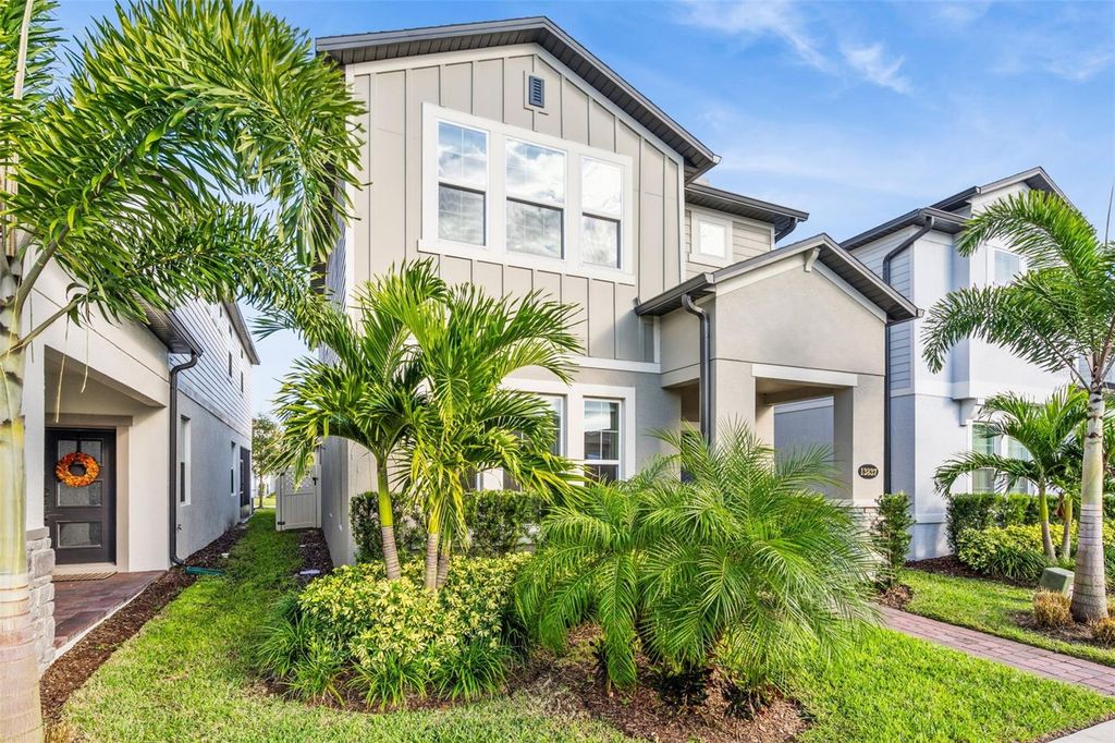 Photo of 13837 Lanyard Way, Winter Garden, FL 34787 (MLS # O6357297)