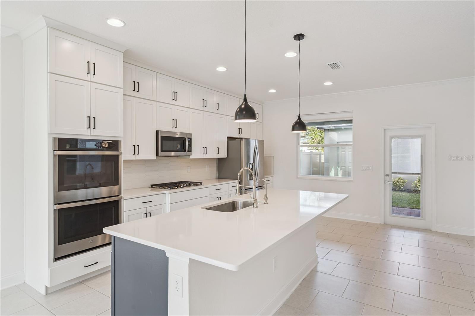 ENCORE/OVATION PH 3 - Residential