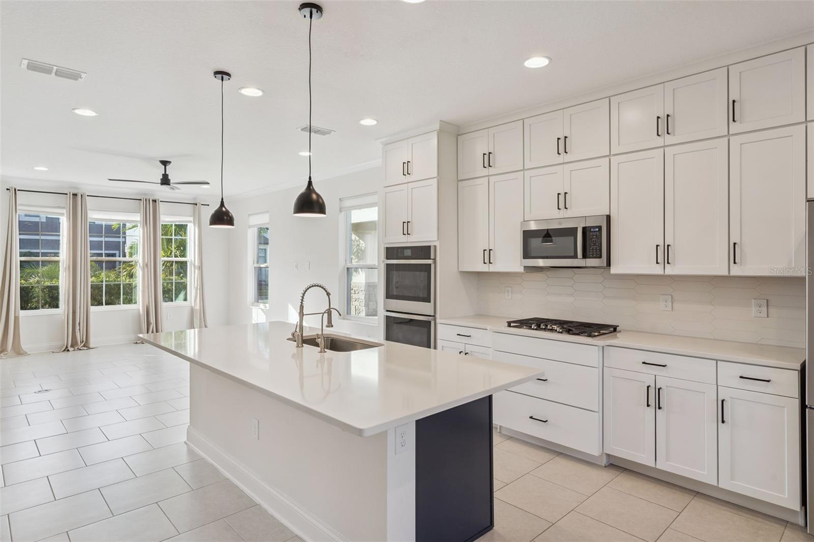 ENCORE/OVATION PH 3 - Residential