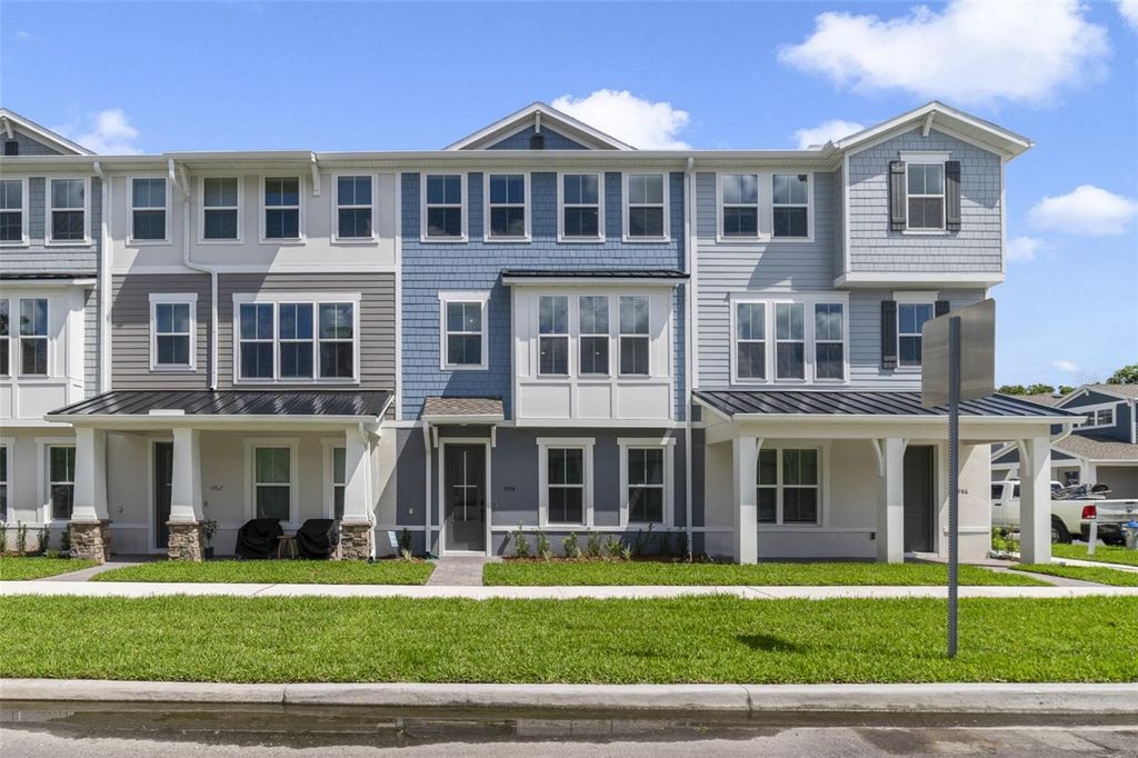 Photo of 1974 Risby Alley #12, Orlando, FL 32803 (MLS # O6351465)