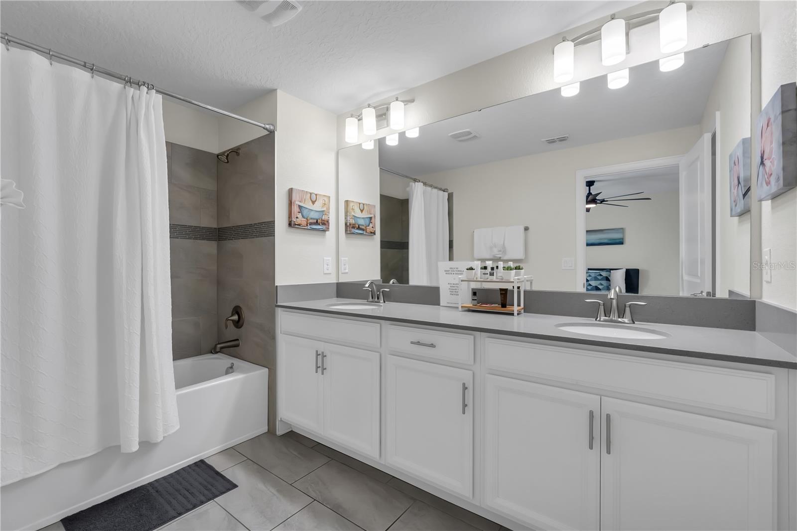 STONEYBROOK SOUTH NORTH PARCEL PH 1 PB 26 PGS 147- - Residential Lease