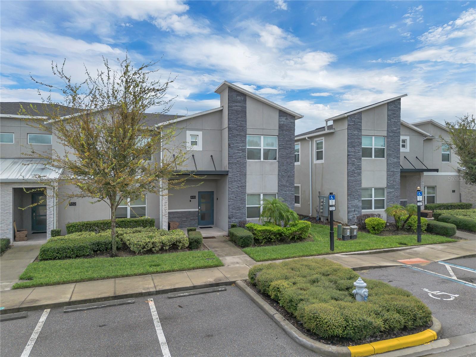 STONEYBROOK SOUTH NORTH PARCEL PH 1 PB 26 PGS 147- - Residential Lease
