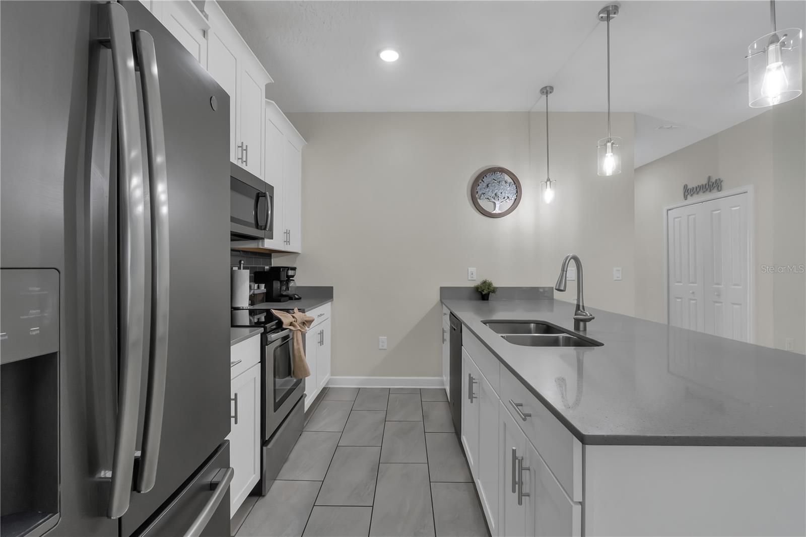 STONEYBROOK SOUTH NORTH PARCEL PH 1 PB 26 PGS 147- - Residential Lease