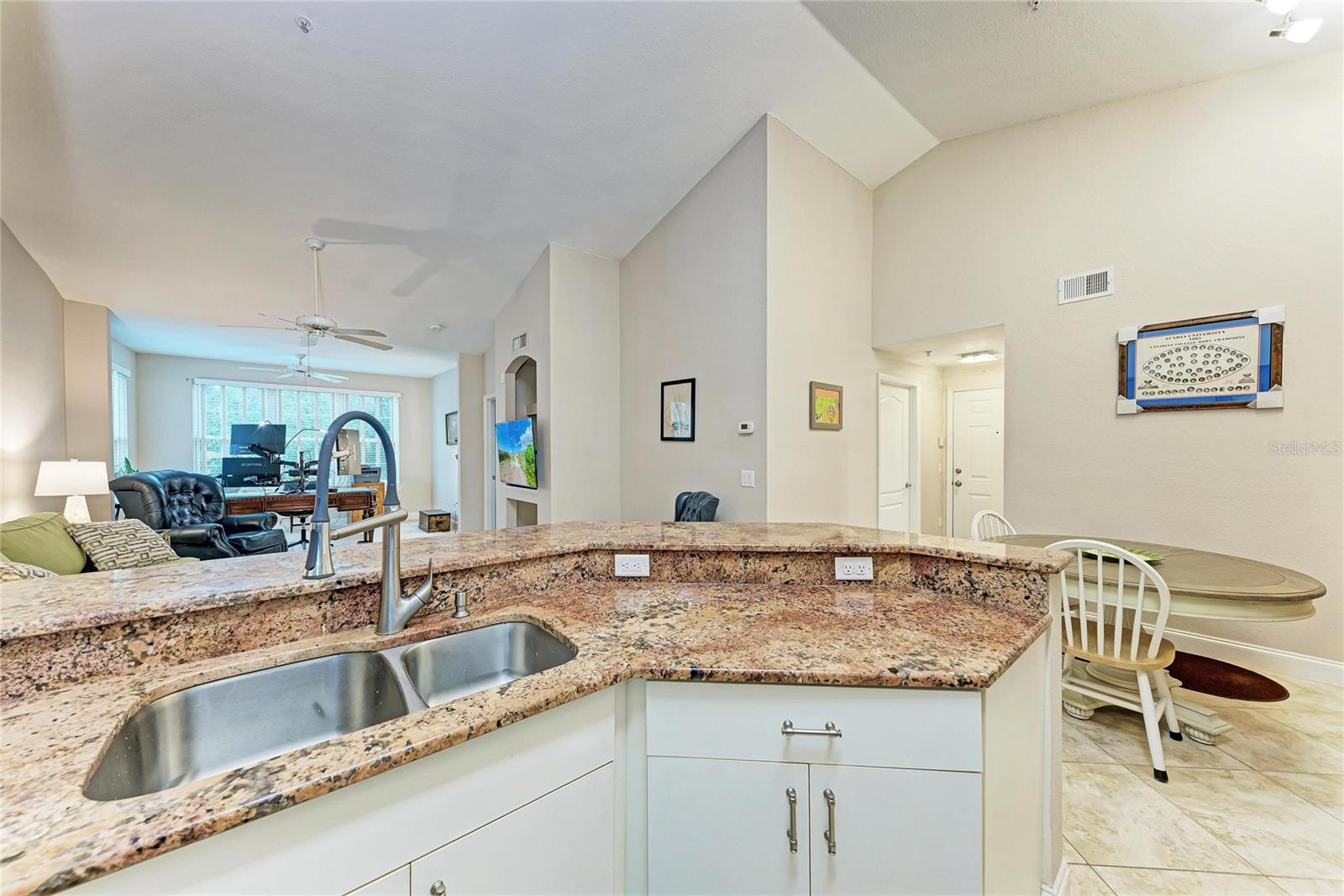 BELLA VILLINO III - Residential