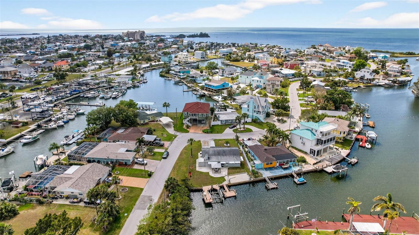 HUDSON BEACH ESTATES - Residential