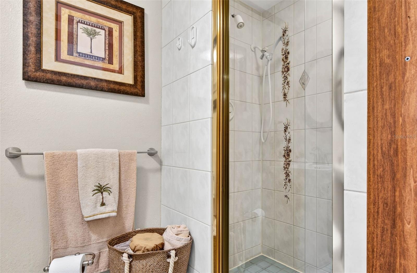 HUDSON BEACH ESTATES - Residential