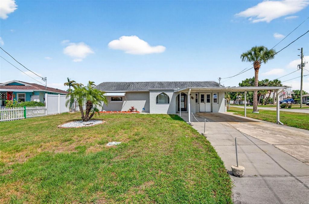 Photo of 6645 Harbor Drive, Hudson, FL 34667 (MLS # W7884505)