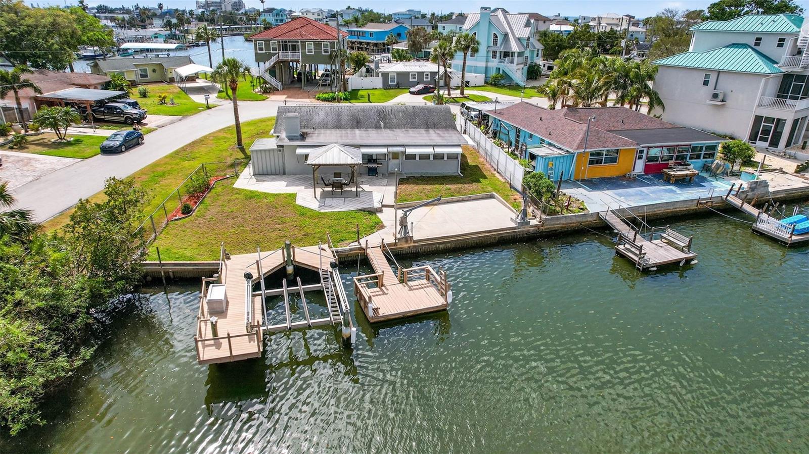 HUDSON BEACH ESTATES - Residential