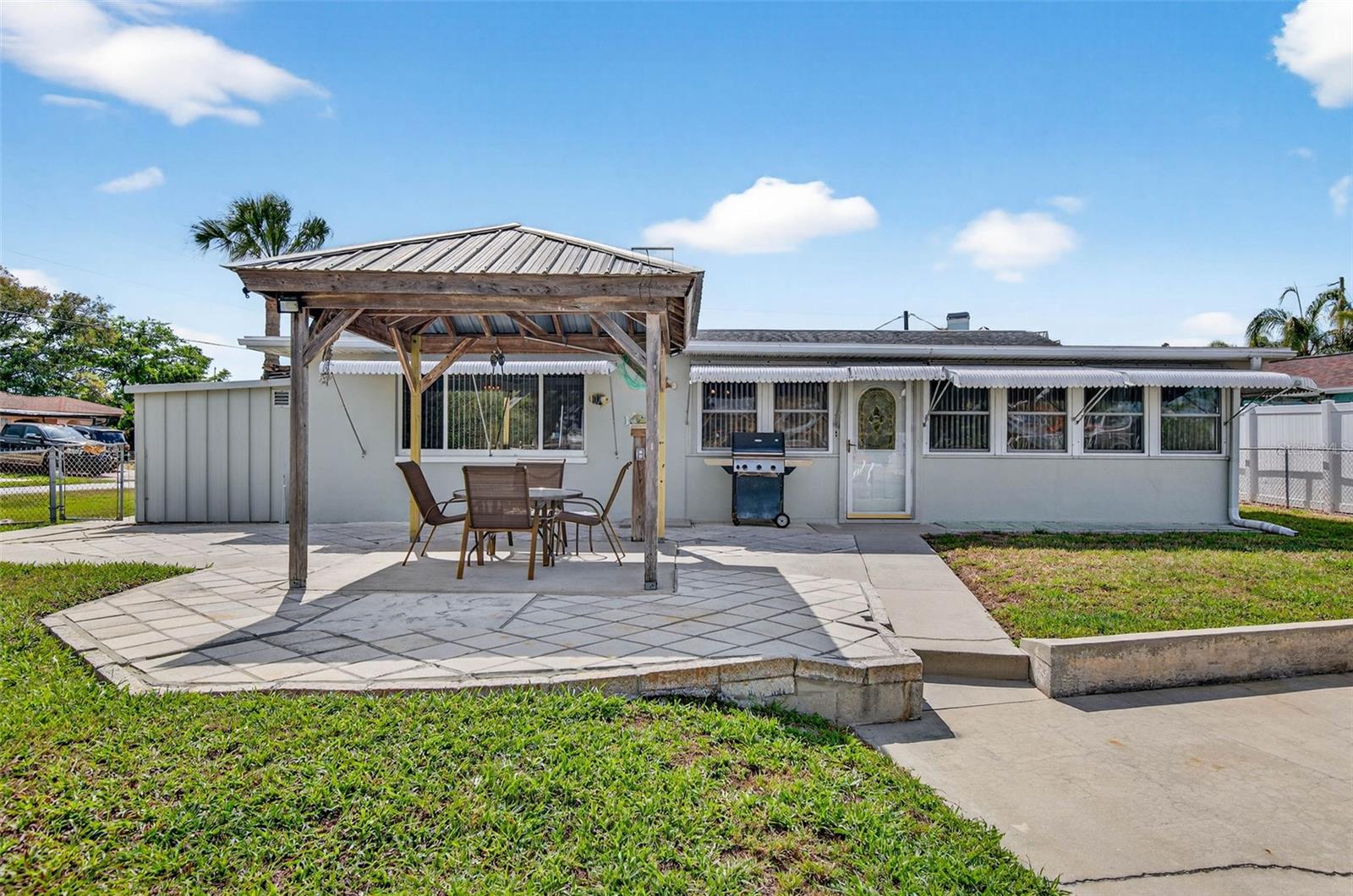 HUDSON BEACH ESTATES - Residential