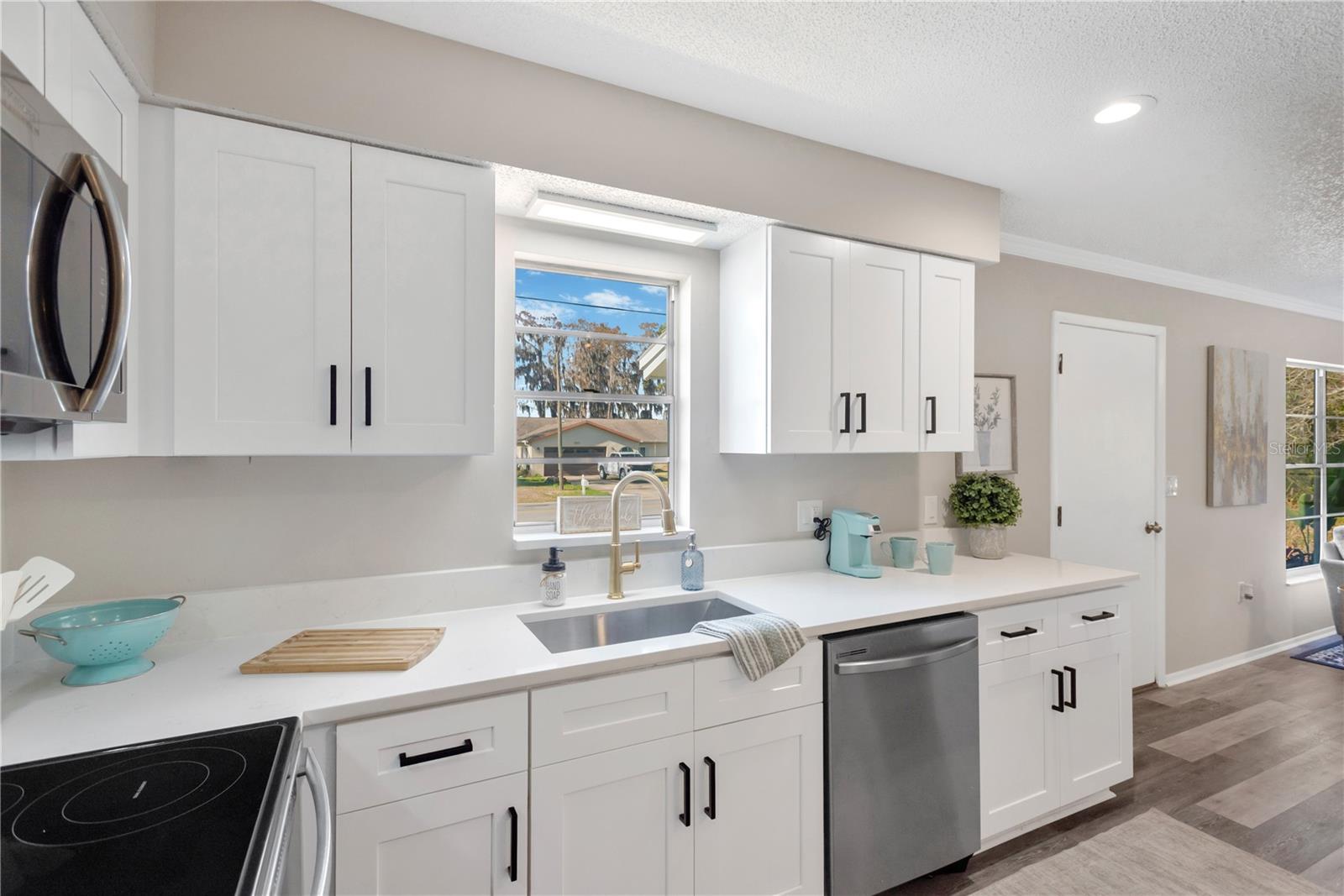 MOON LAKE ESTATES - Residential