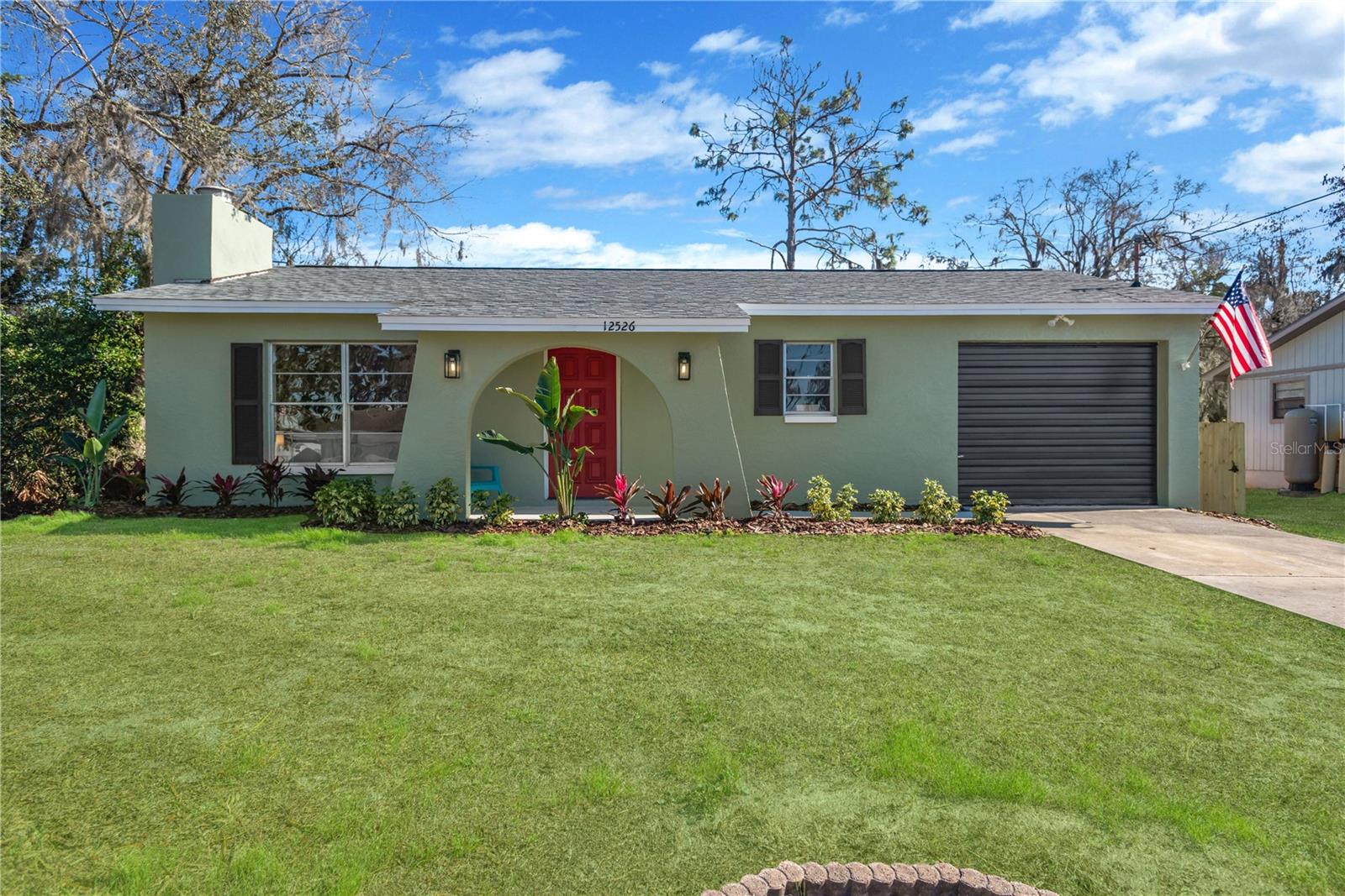 MOON LAKE ESTATES - Residential