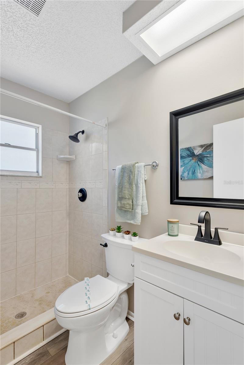 MOON LAKE ESTATES - Residential