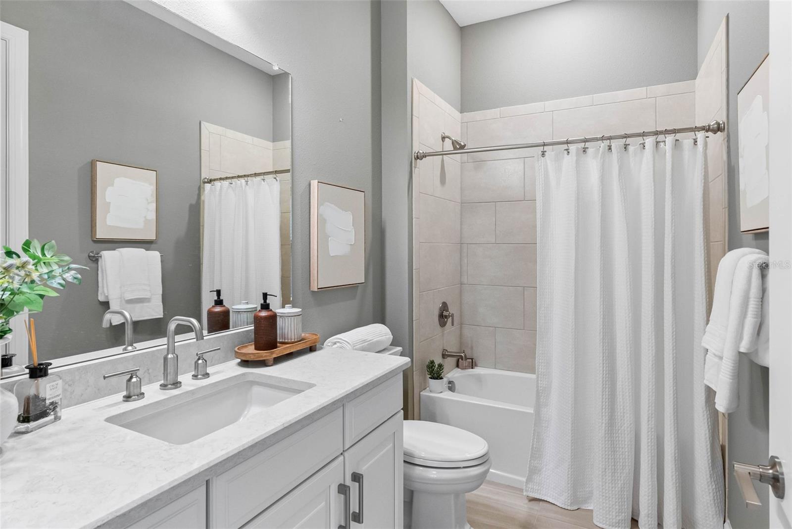 ESPLANADE/WIREGRASS RANCH PH - Residential