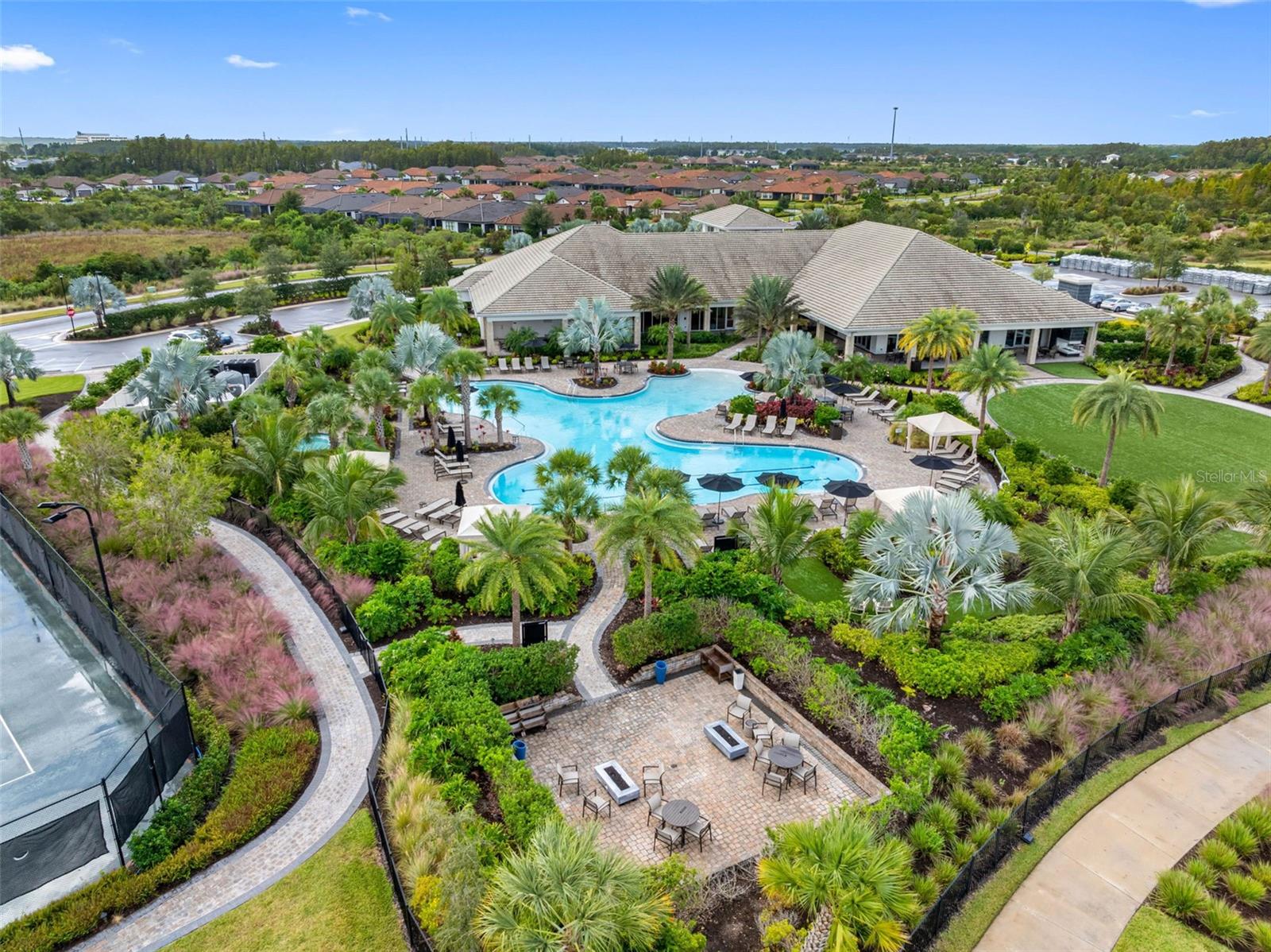 ESPLANADE/WIREGRASS RANCH PH - Residential