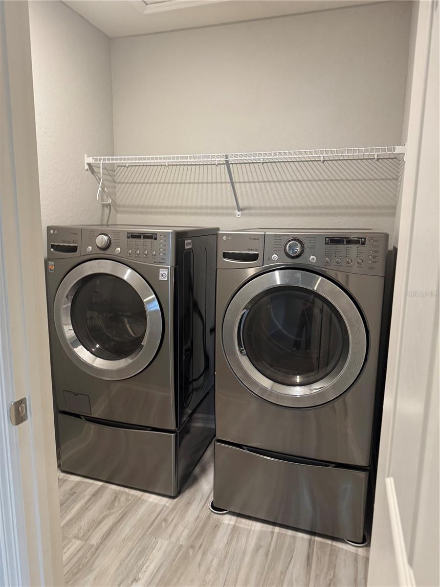 ASTONIA PH 2 & 3 - Residential Lease